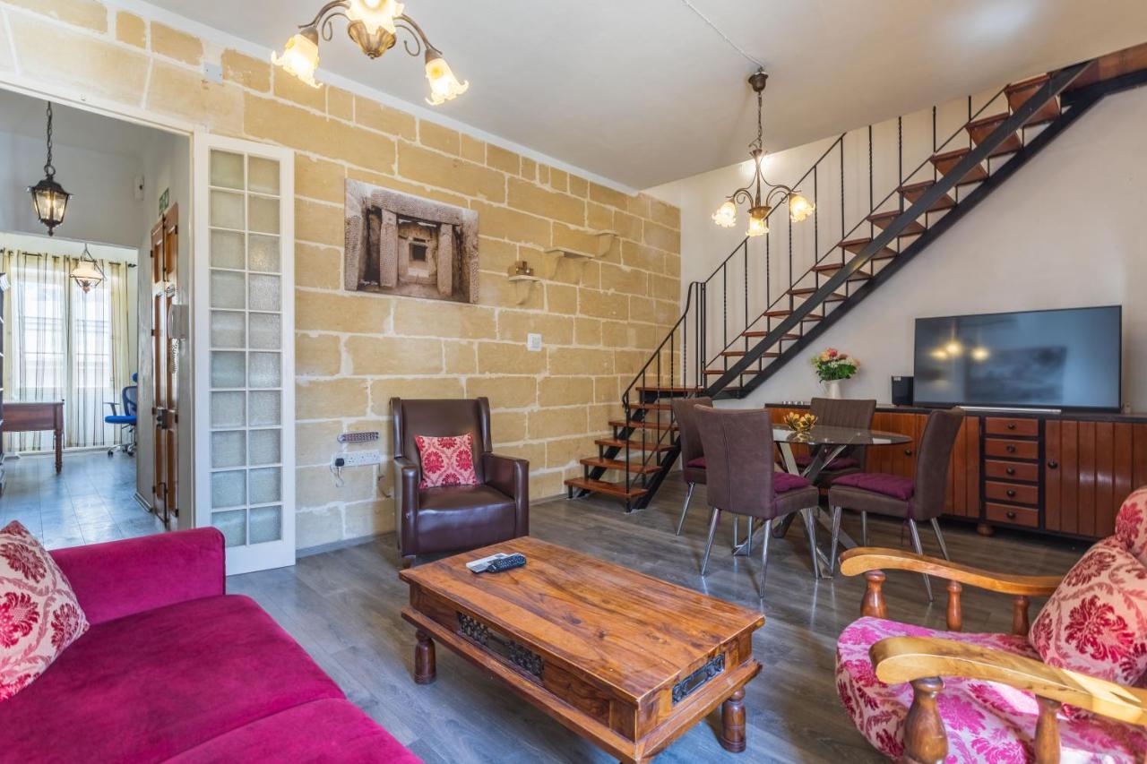 Charming Duplex Apartment In The Centre Of Sliema Ngoại thất bức ảnh